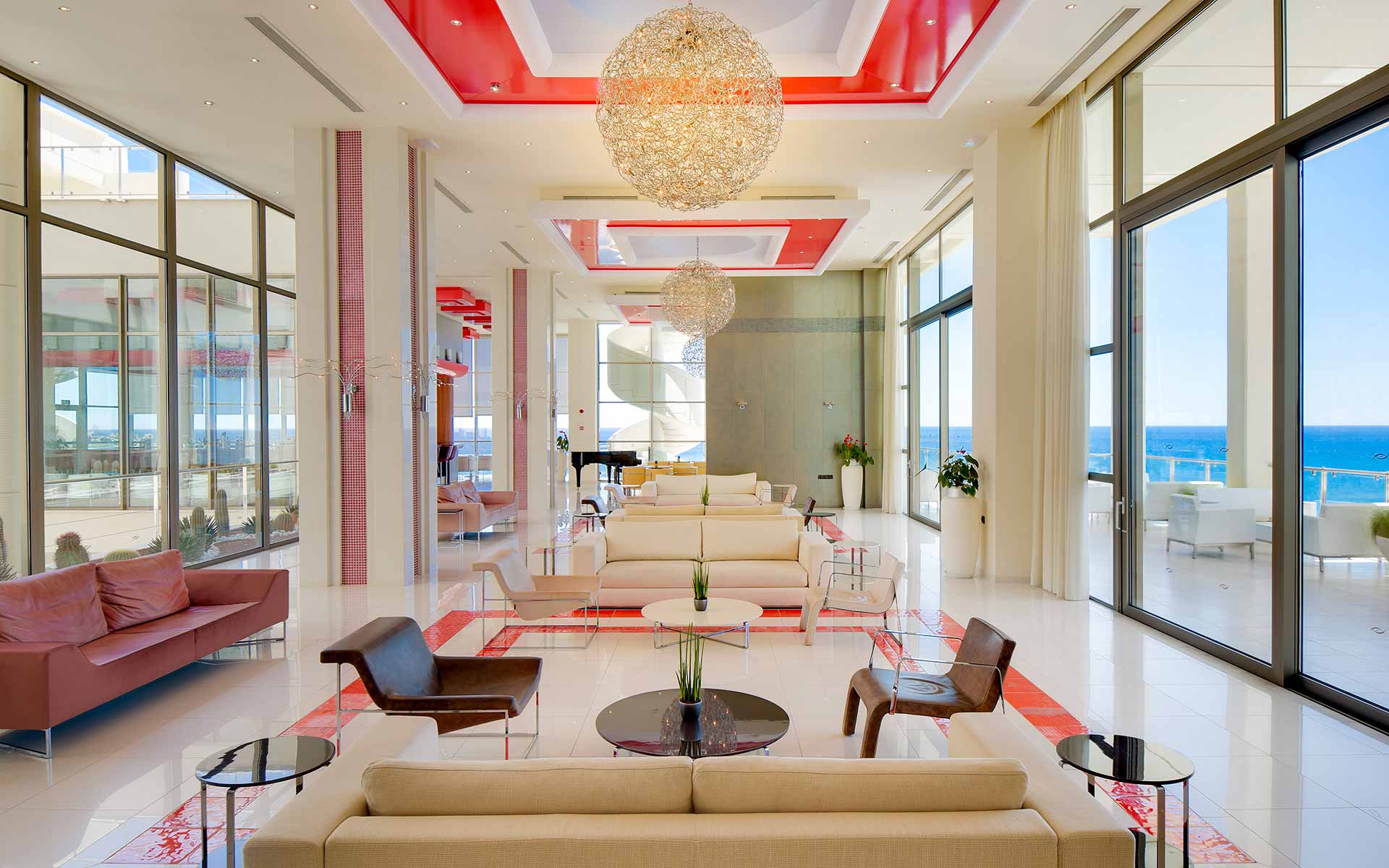 Lobby_ELYSIUM_RHODES_CAROUSEL